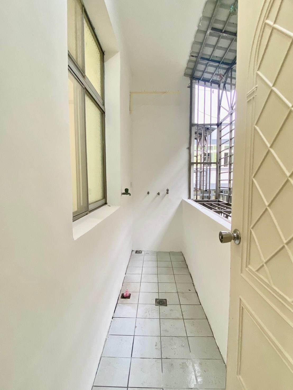 新店錦繡社區邊間亮麗美寓