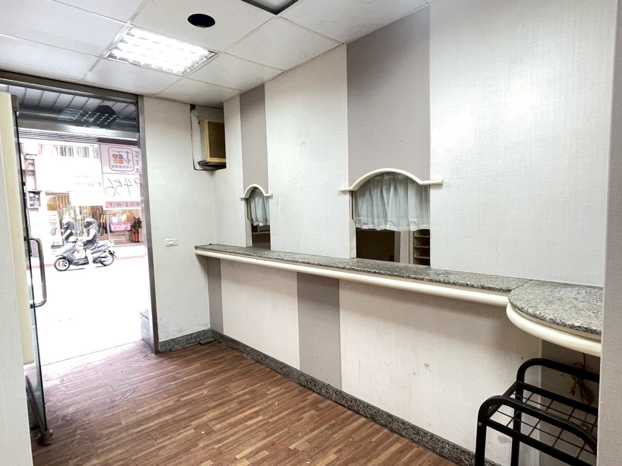 木柵黃金店面