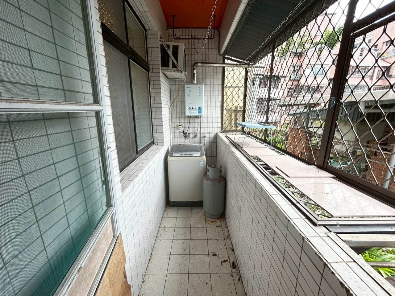 深坑國小三面採光宅