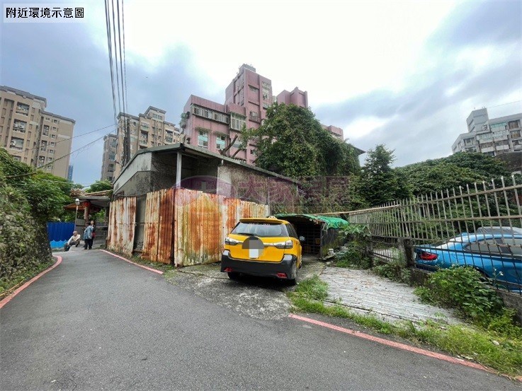Y3捷運站旁透天店面土地